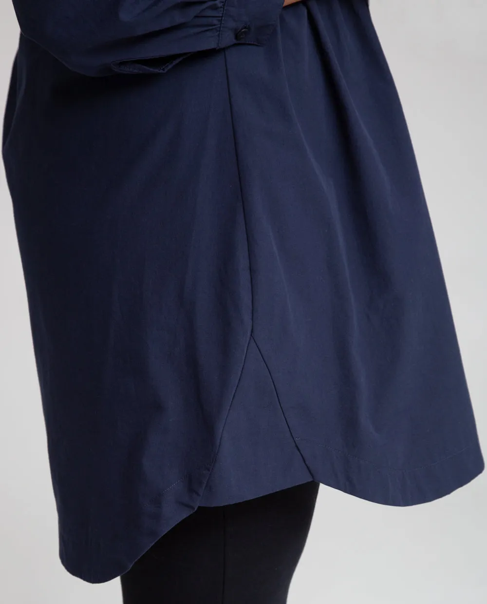 Edie Organic Cotton Shirt In Navy