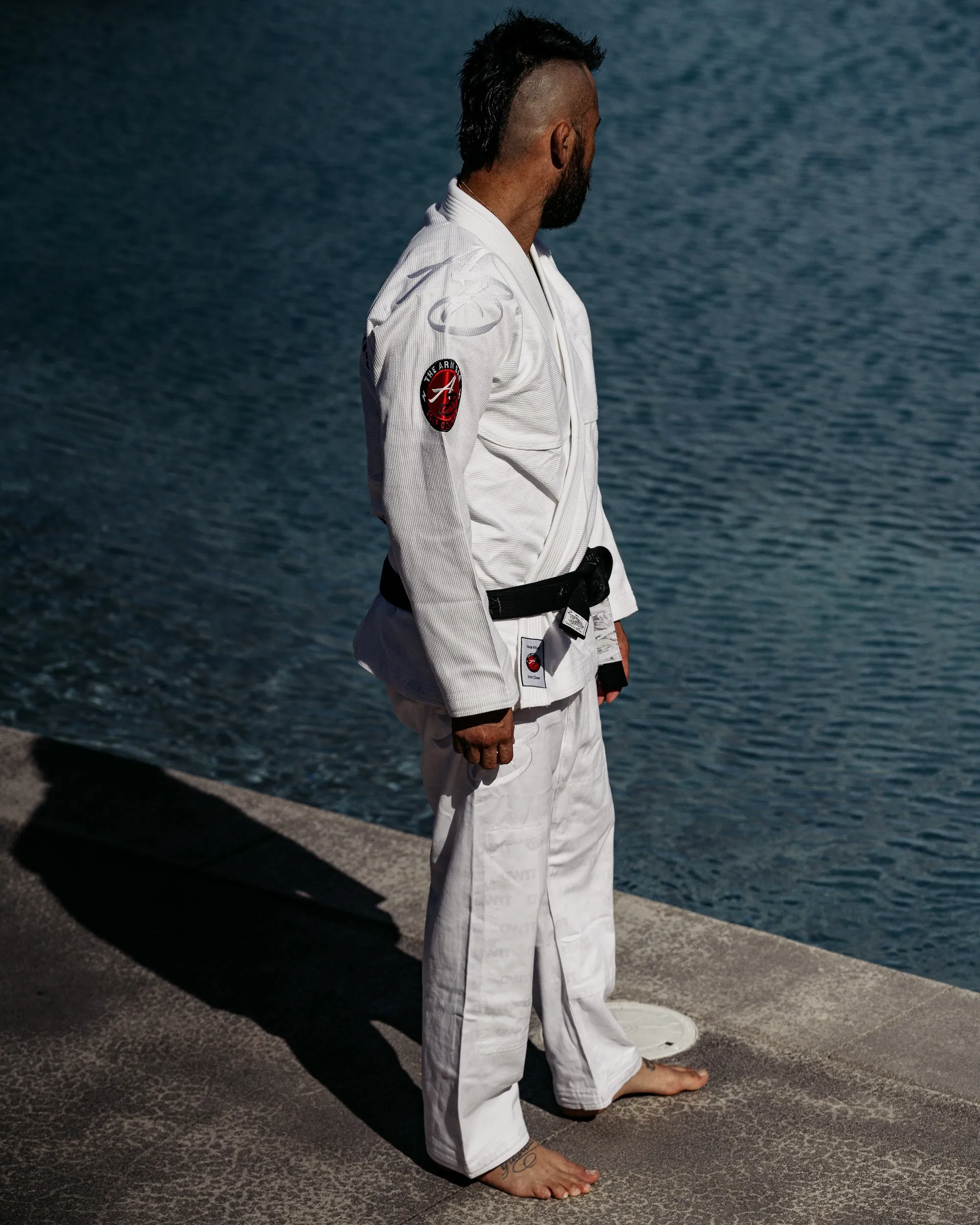 The Official Issue Business Suit - V32 Thirteenth Anniversary -  WHITE