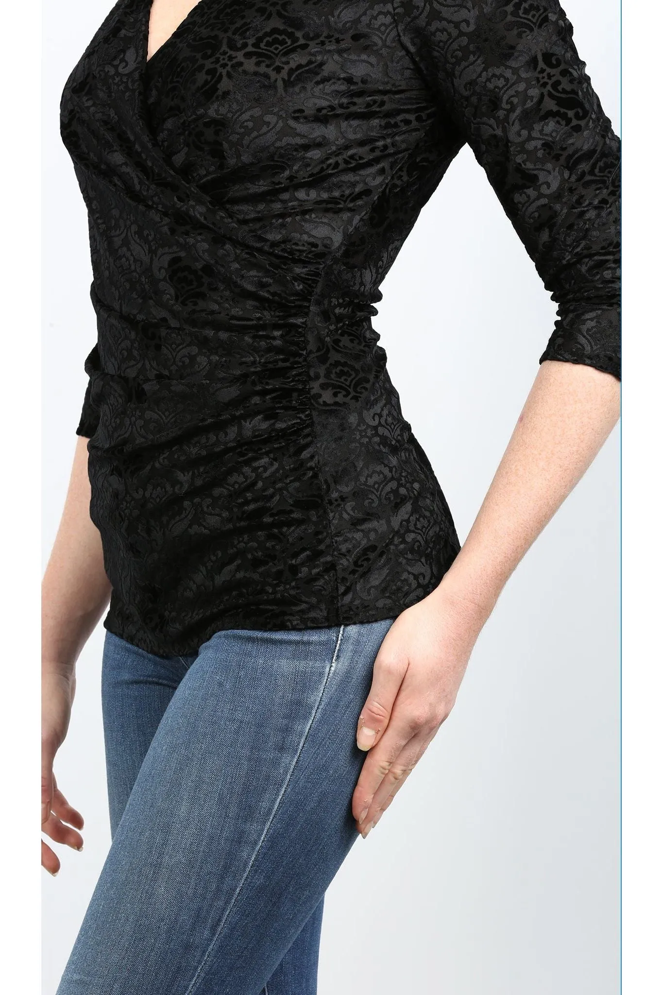 TOSCA Crossover Velvet Top Black